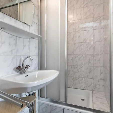 Holiday home Schreder *